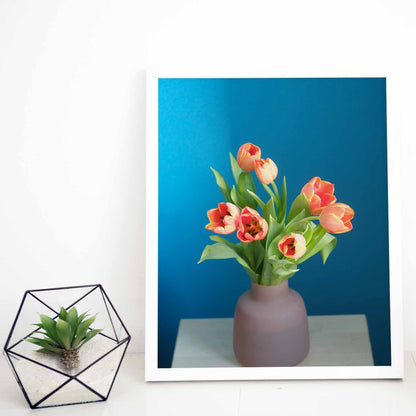 Tulips In a Vase - Klasika